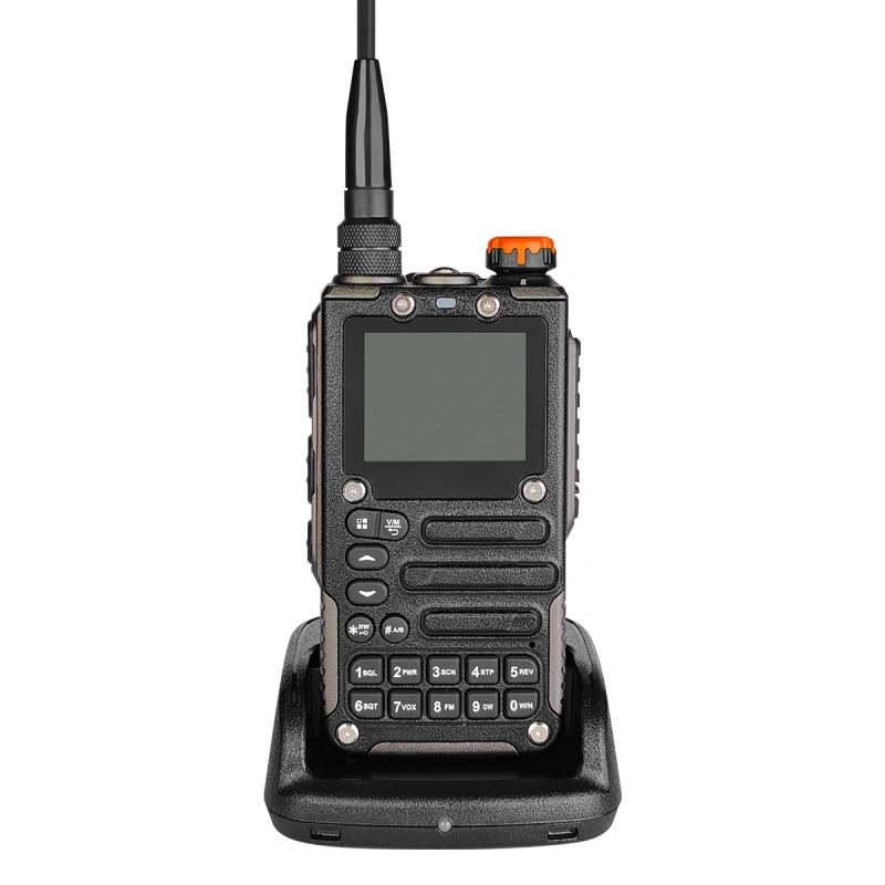 Luiton LT-9100 VHF/UHF Handheld 2-Way Radio - Image 5